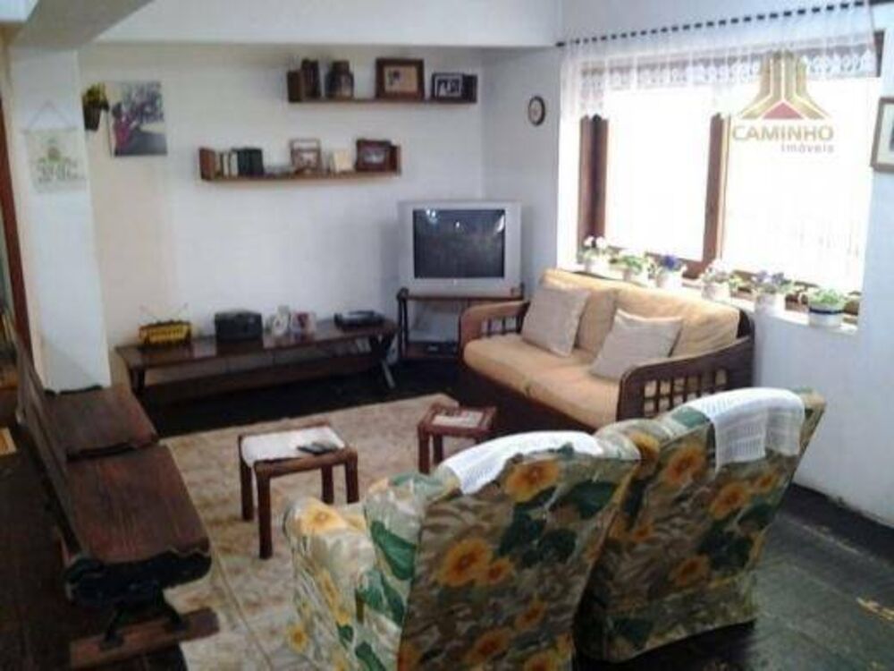 Casa, 7 quartos, 350 m² - Foto 1