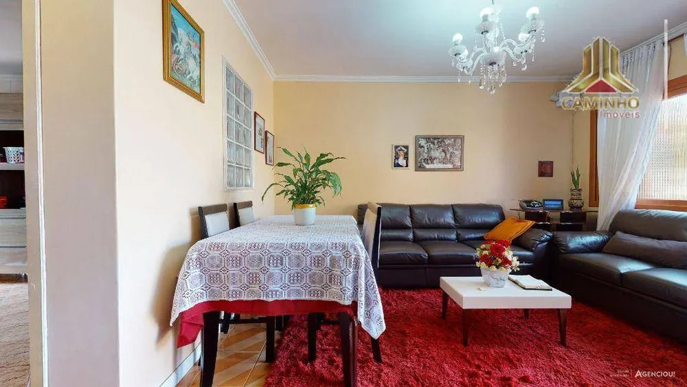 Casa, 5 quartos, 330 m² - Foto 2