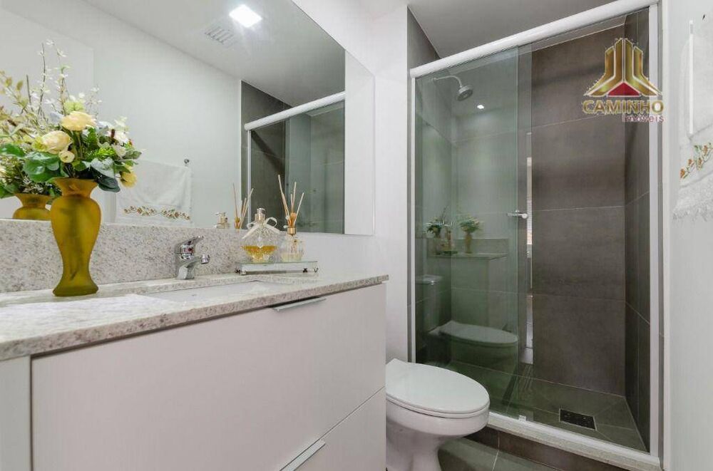 Apartamento à venda com 2 quartos, 64m² - Foto 12
