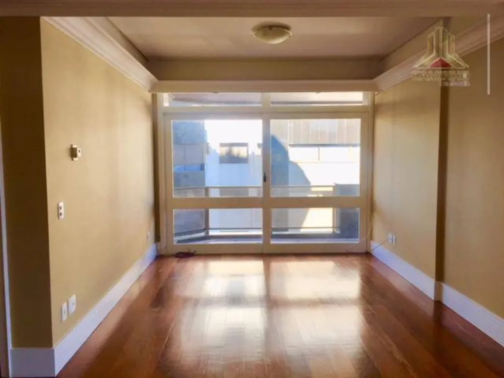 Apartamento, 3 quartos, 226 m² - Foto 4