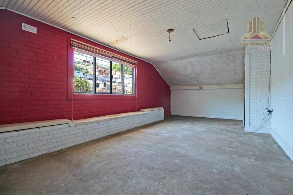 Casa, 4 quartos, 222 m² - Foto 1