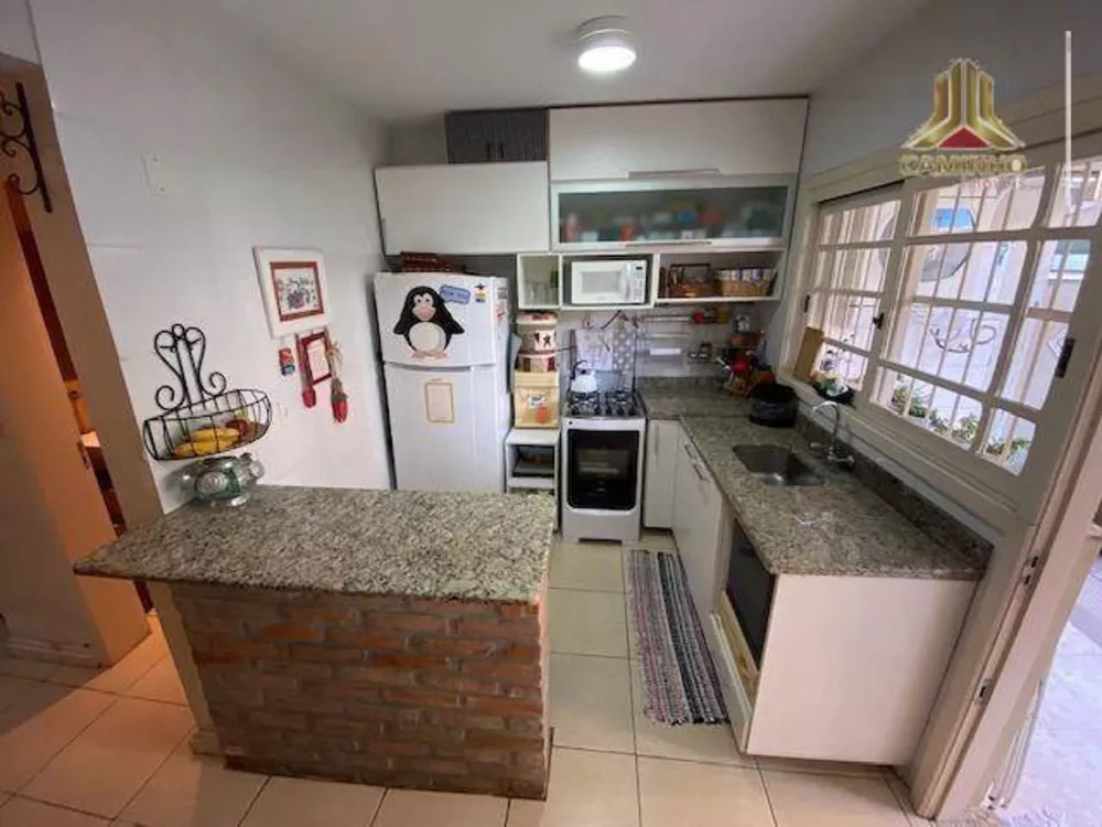 Casa à venda com 4 quartos, 124m² - Foto 3