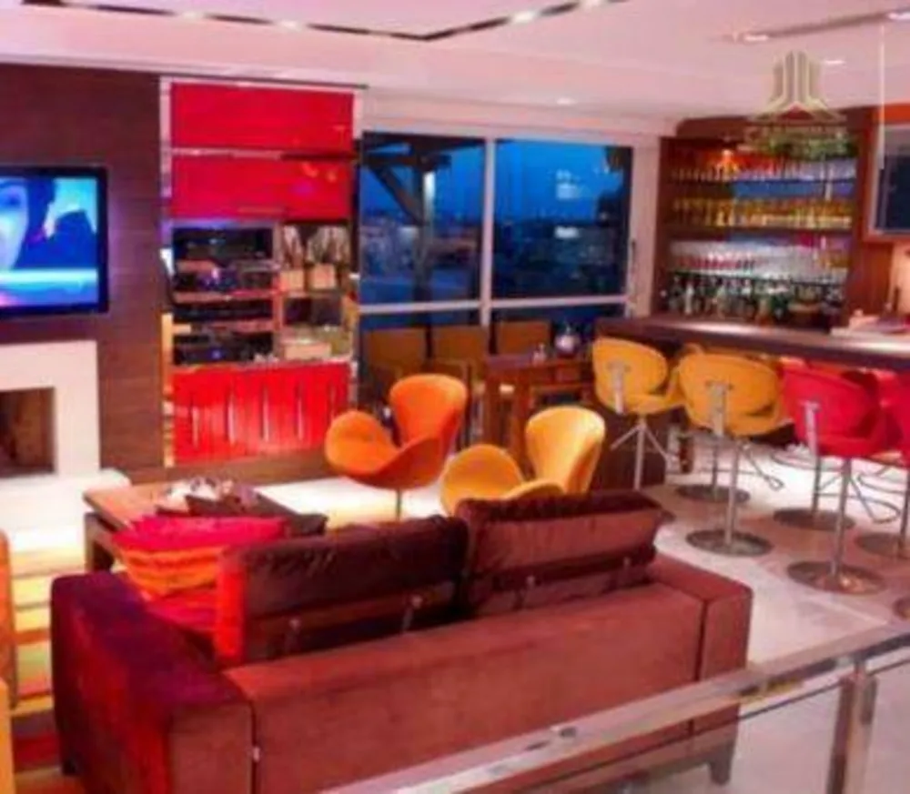 Cobertura, 3 quartos, 207 m² - Foto 3