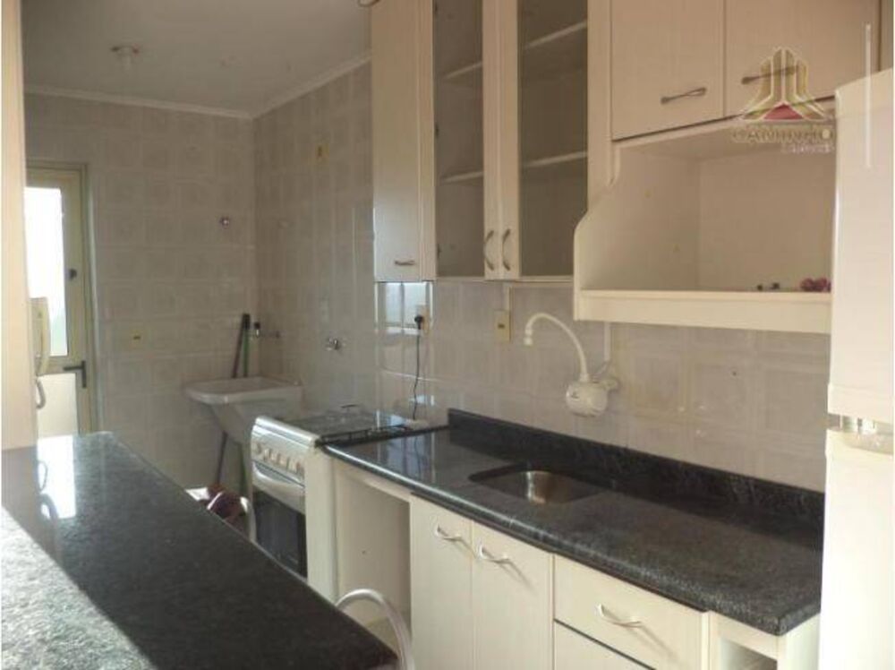 Apartamento à venda com 2 quartos, 70m² - Foto 3
