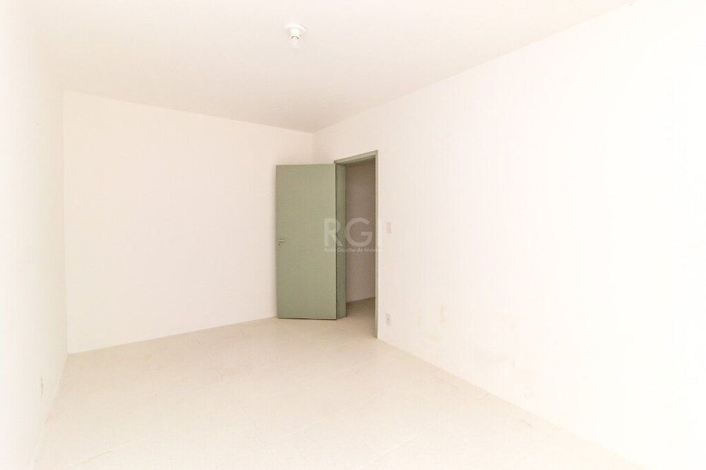 Apartamento à venda com 3 quartos, 228m² - Foto 1