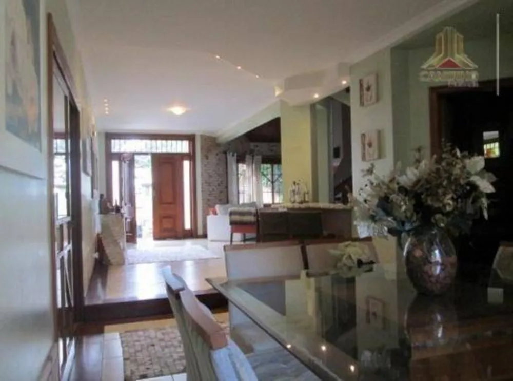 Casa, 4 quartos, 322 m² - Foto 3