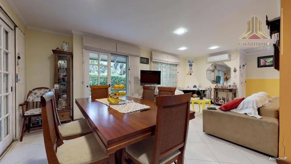 Casa, 3 quartos, 220 m² - Foto 2
