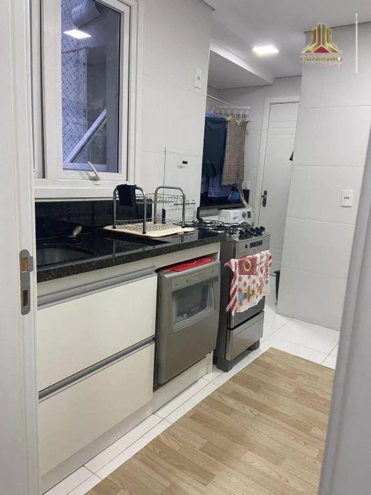 Apartamento à venda com 3 quartos, 99m² - Foto 3