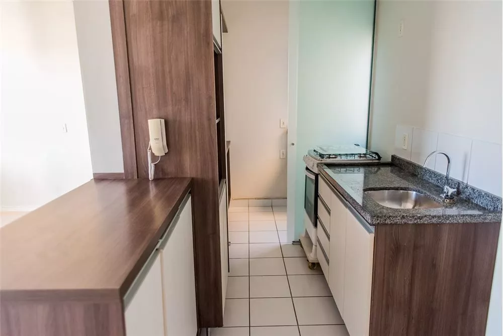 Apartamento à venda com 3 quartos, 67m² - Foto 3