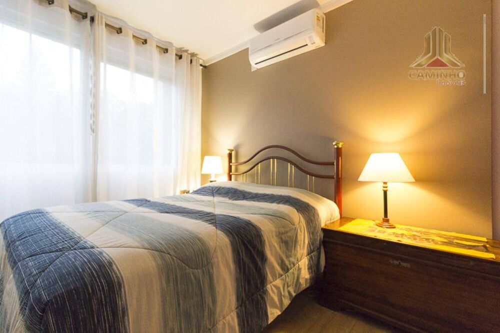 Casa à venda com 3 quartos, 270m² - Foto 4