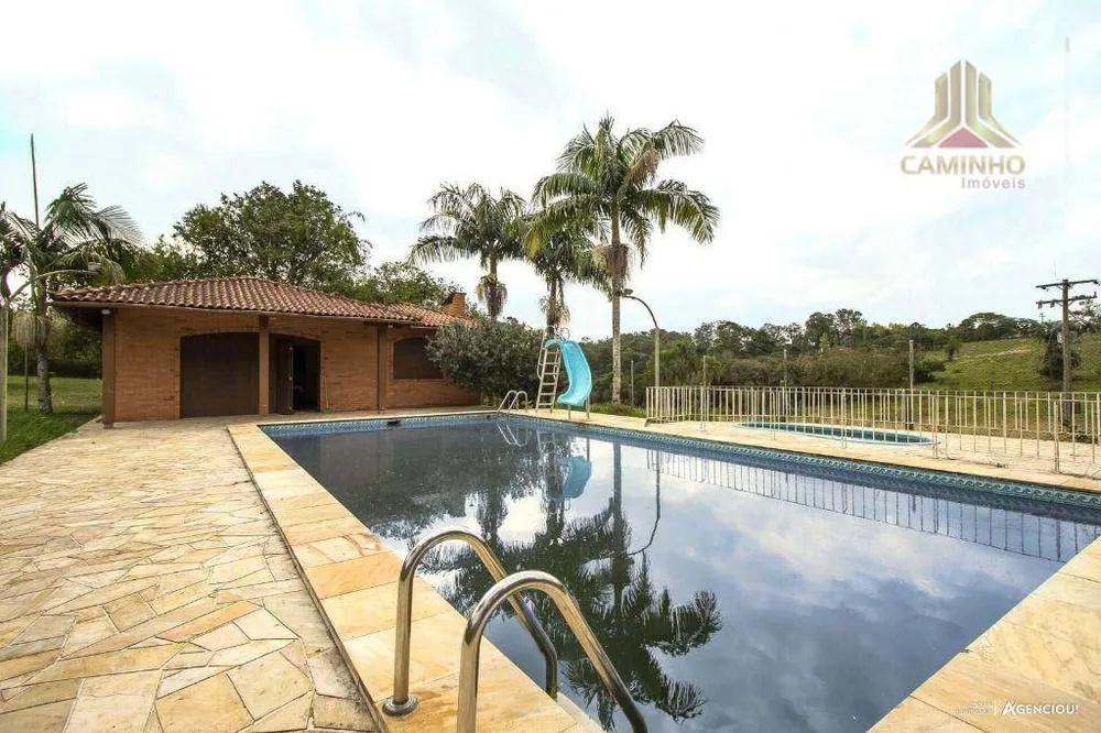 Sítio, 11 quartos, 21 hectares - Foto 1