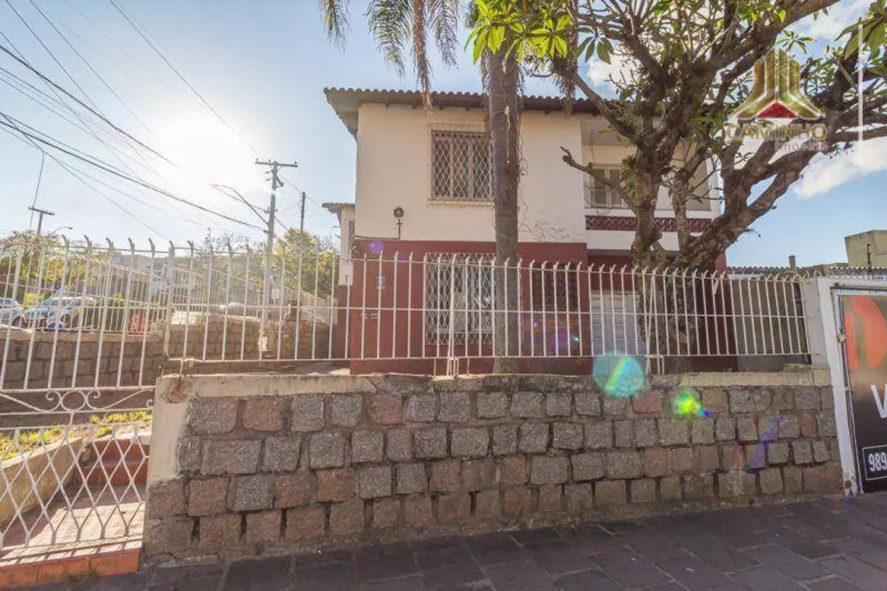 Casa, 3 quartos, 273 m² - Foto 1