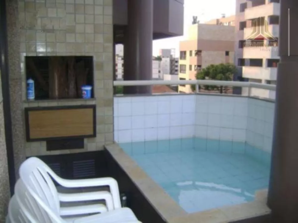 Cobertura, 3 quartos, 213 m² - Foto 4