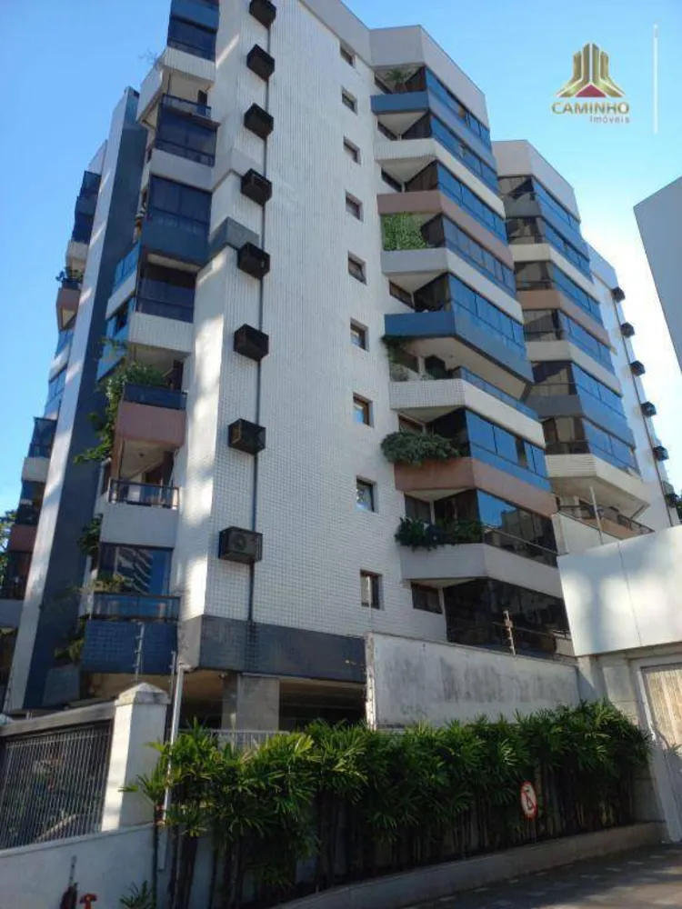 Apartamento, 3 quartos, 227 m² - Foto 2