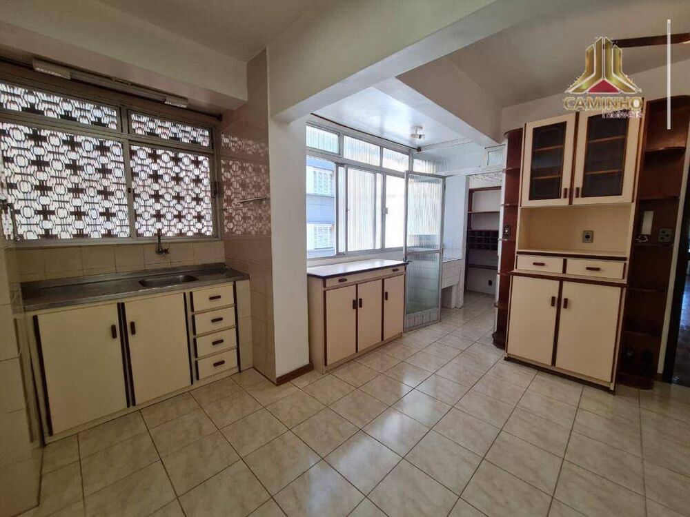 Apartamento à venda com 3 quartos, 121m² - Foto 6