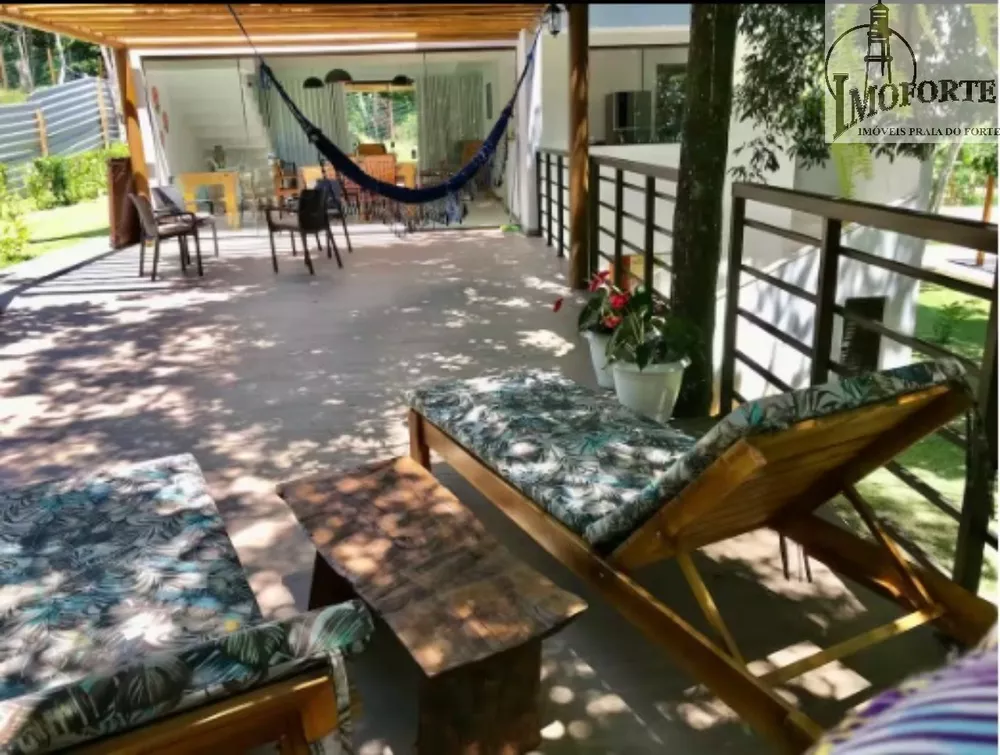 Casa de Condomínio à venda com 4 quartos, 300m² - Foto 3