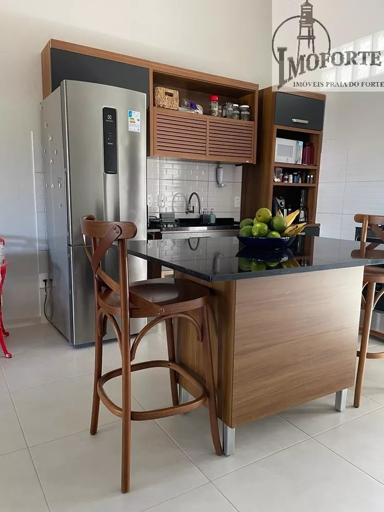 Casa à venda com 2 quartos, 150m² - Foto 1