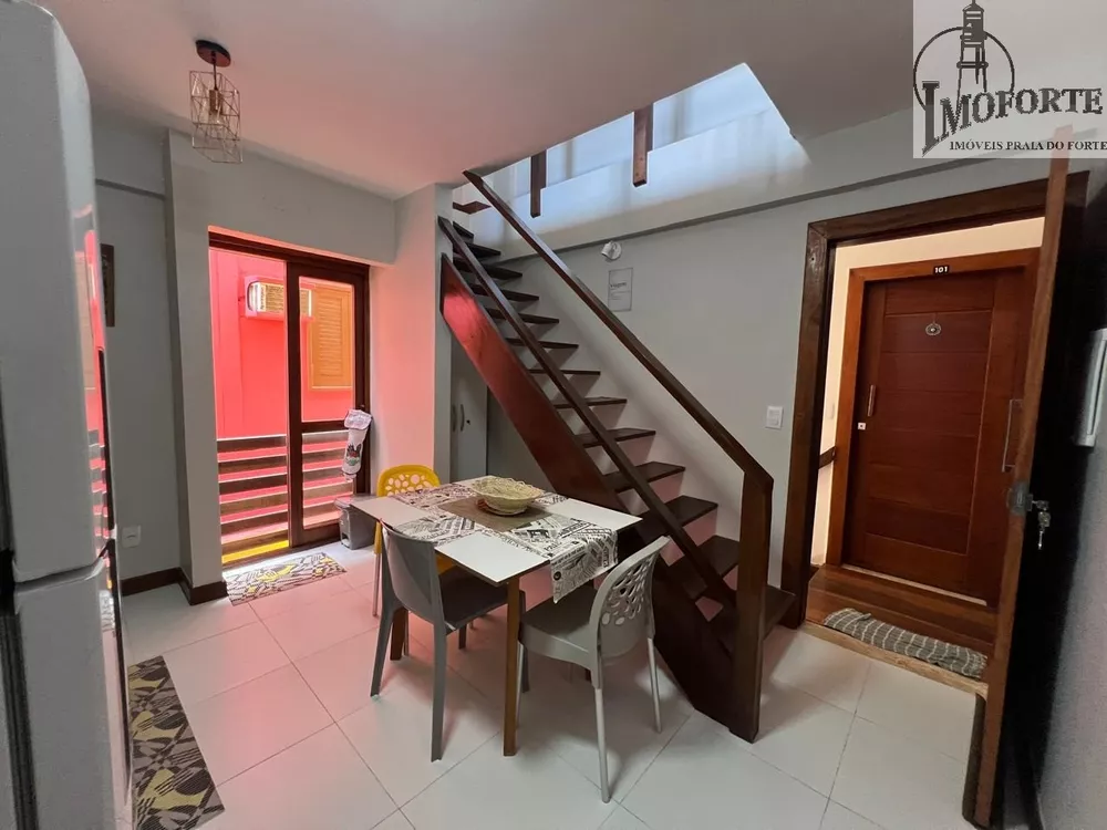 Apartamento à venda com 2 quartos, 77m² - Foto 2