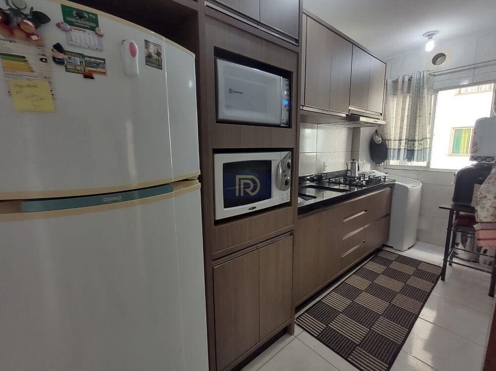 Apartamento à venda com 2 quartos, 57m² - Foto 1