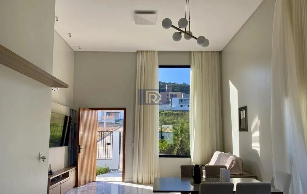 Casa, 3 quartos, 156 m² - Foto 2