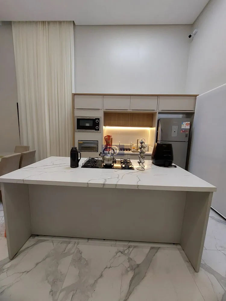 Casa, 3 quartos, 156 m² - Foto 4