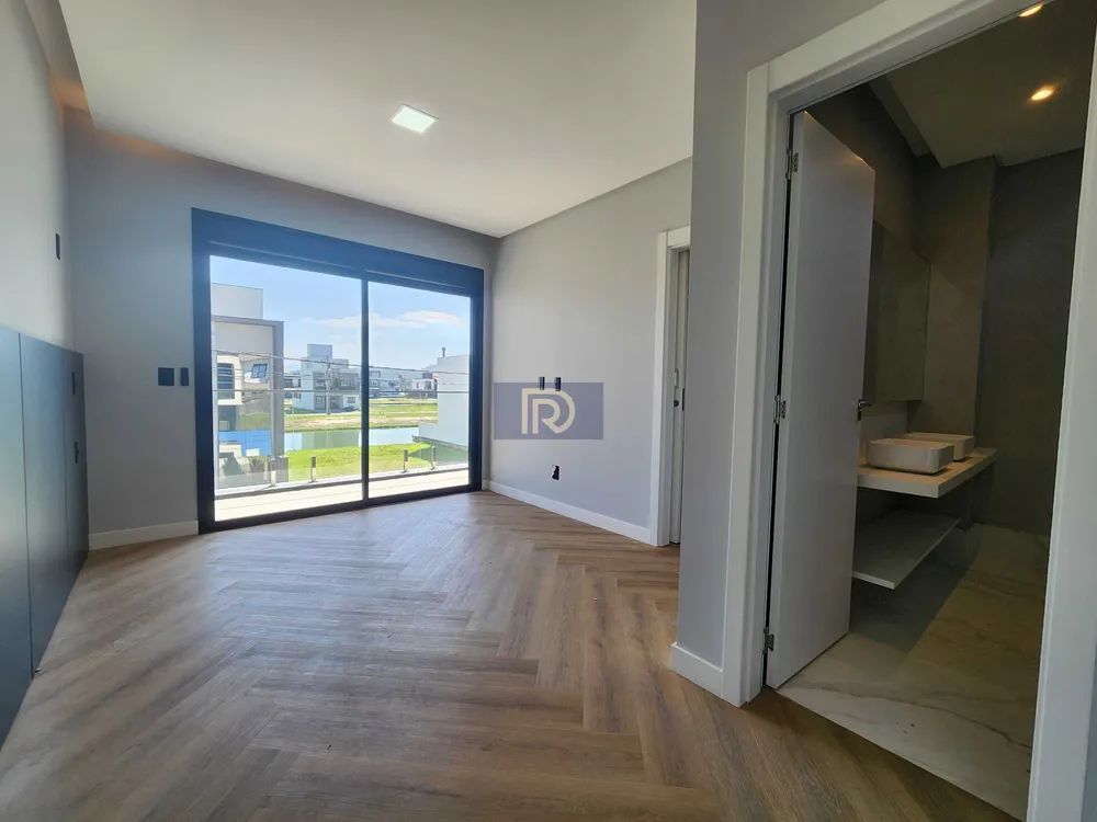 Casa, 3 quartos, 196 m² - Foto 8
