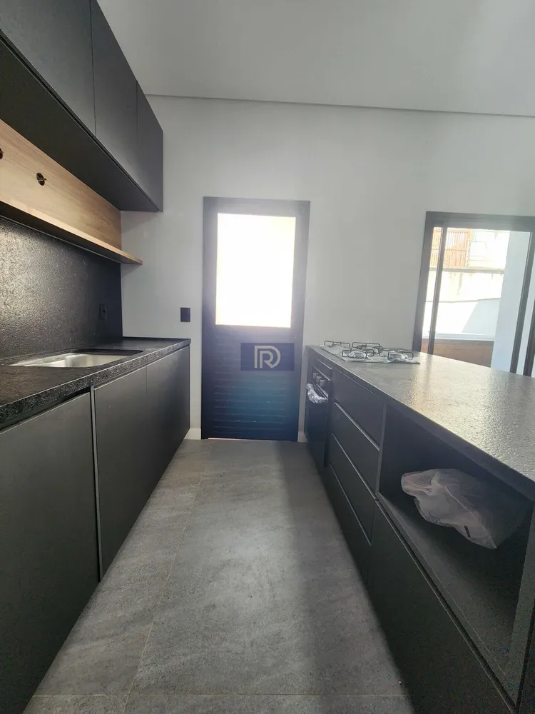 Casa, 3 quartos, 196 m² - Foto 4