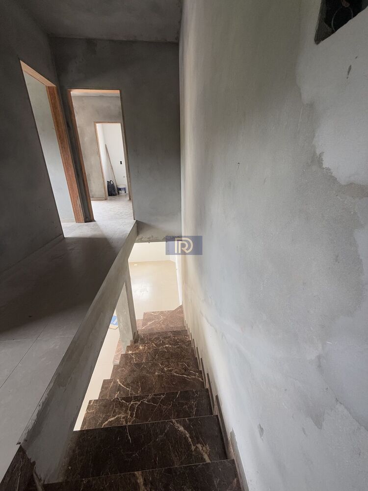 Sobrado à venda com 3 quartos, 98m² - Foto 4