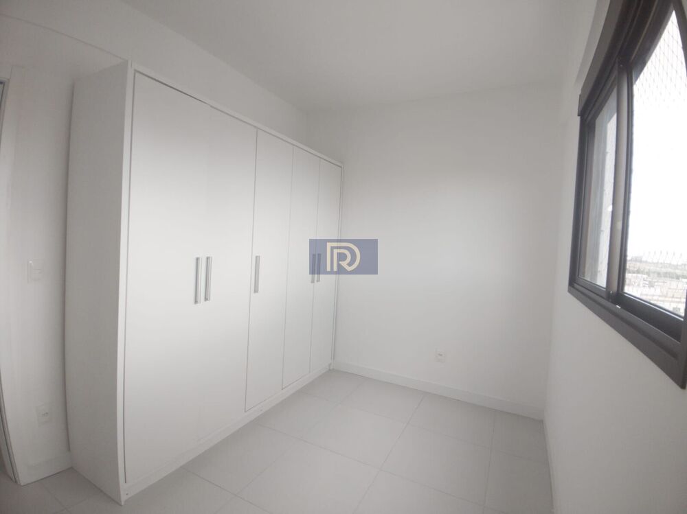 Apartamento à venda com 2 quartos, 100m² - Foto 3