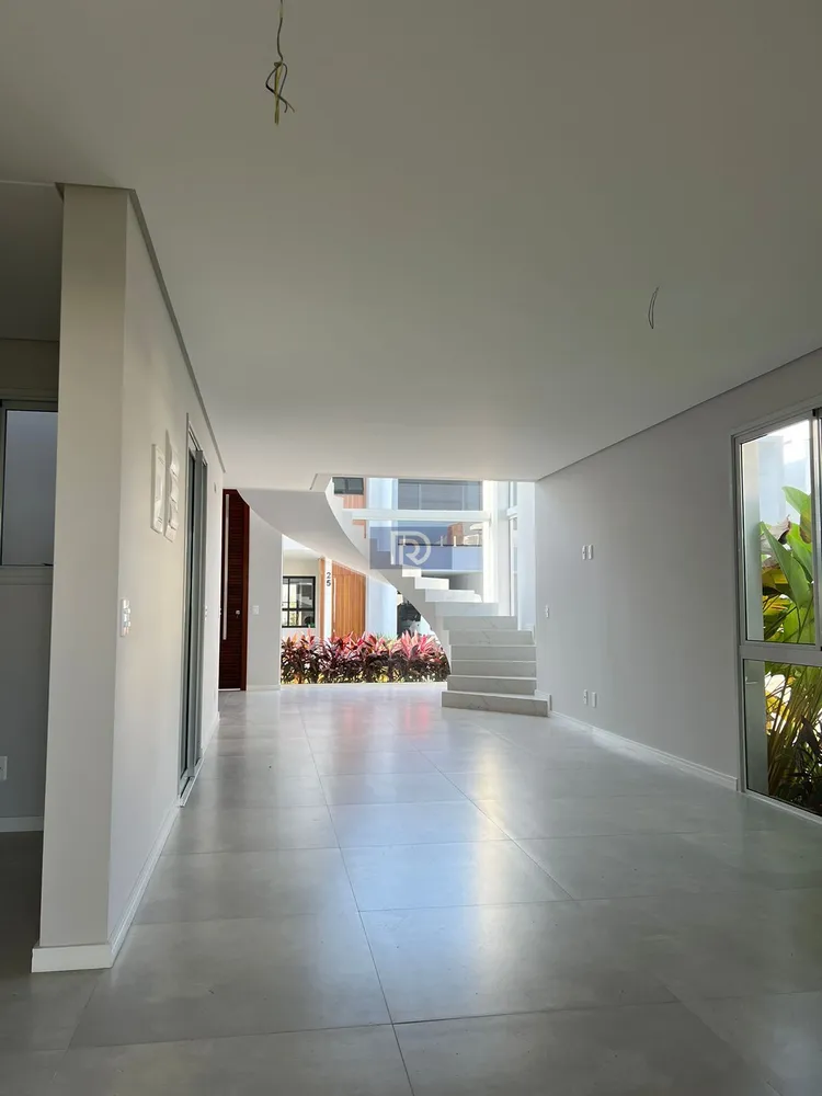 Casa, 3 quartos, 170 m² - Foto 2