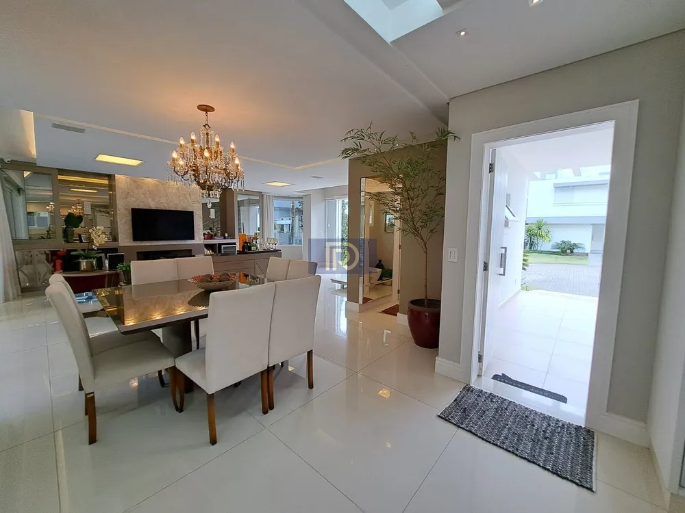 Casa, 4 quartos, 340 m² - Foto 4
