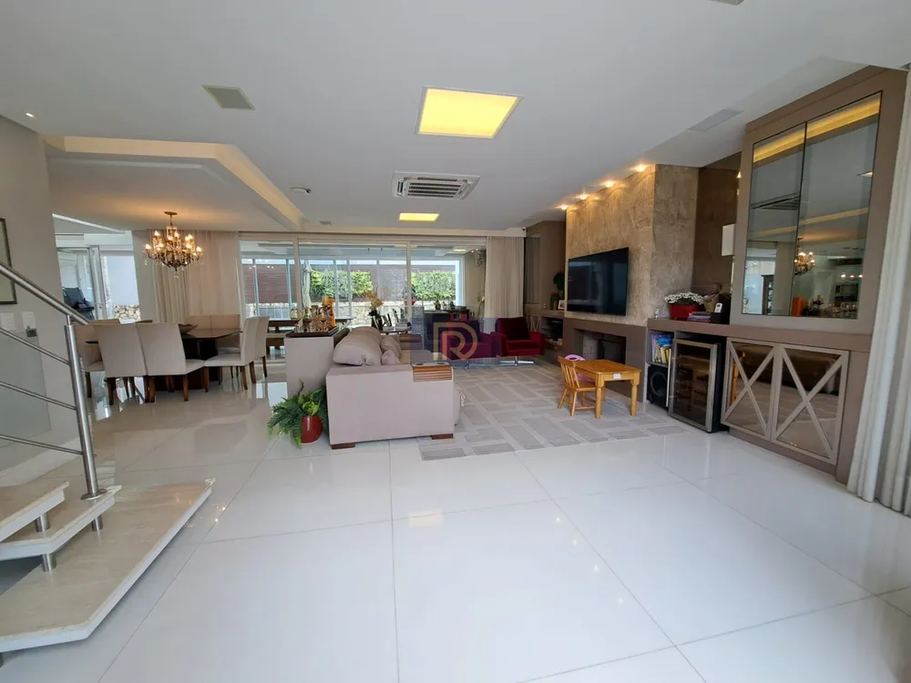 Casa, 4 quartos, 340 m² - Foto 2
