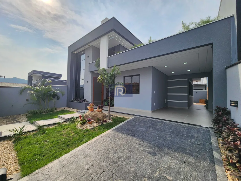 Casa, 3 quartos, 109 m² - Foto 1