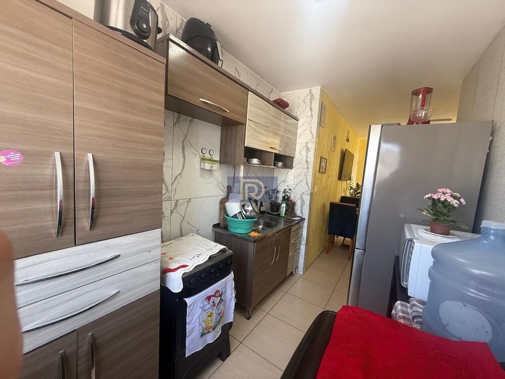 Apartamento à venda com 2 quartos, 49m² - Foto 2