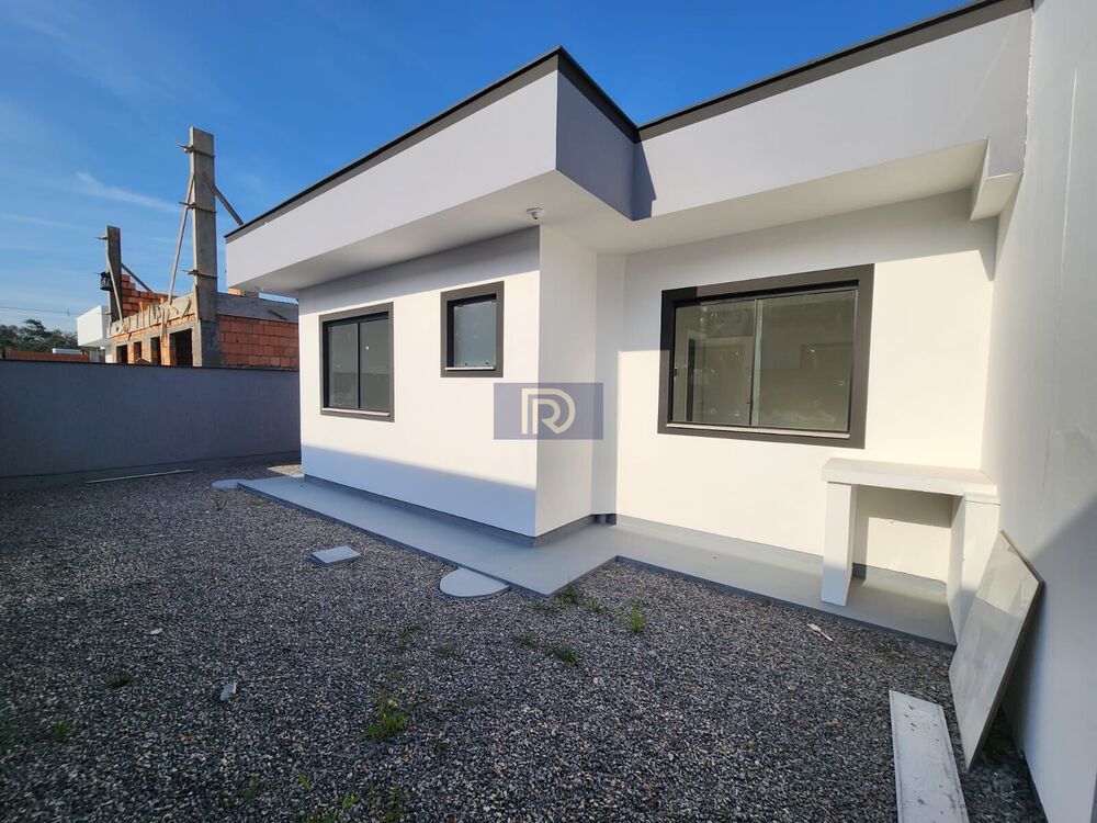Casa à venda com 3 quartos, 113m² - Foto 4