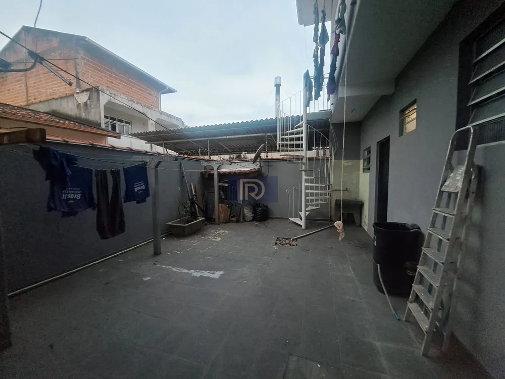 Casa, 6 quartos, 300 m² - Foto 1