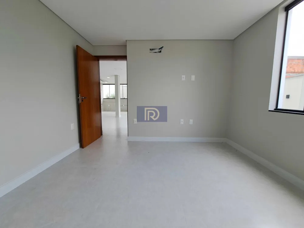Casa, 4 quartos, 176 m² - Foto 9