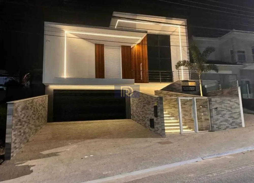 Casa, 3 quartos, 240 m² - Foto 2