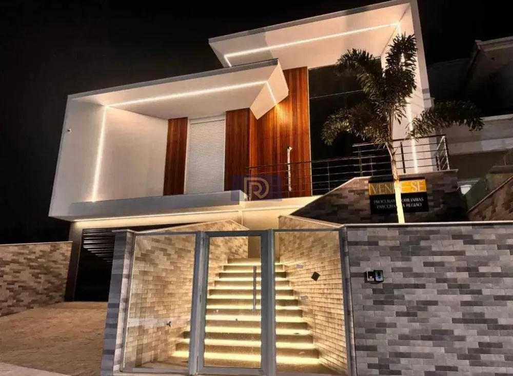 Casa, 3 quartos, 240 m² - Foto 1