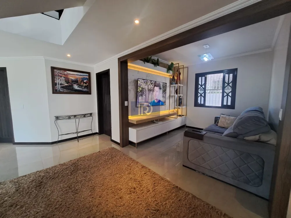 Casa, 5 quartos, 400 m² - Foto 1