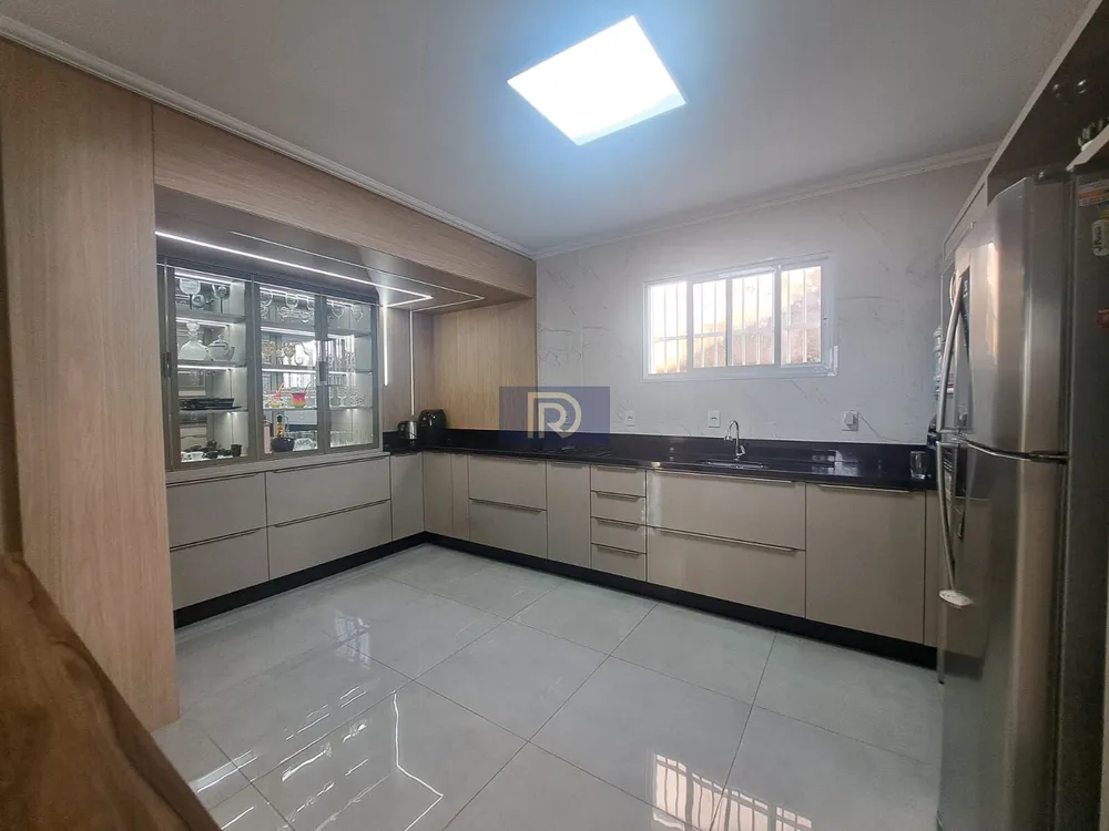 Casa, 5 quartos, 400 m² - Foto 2