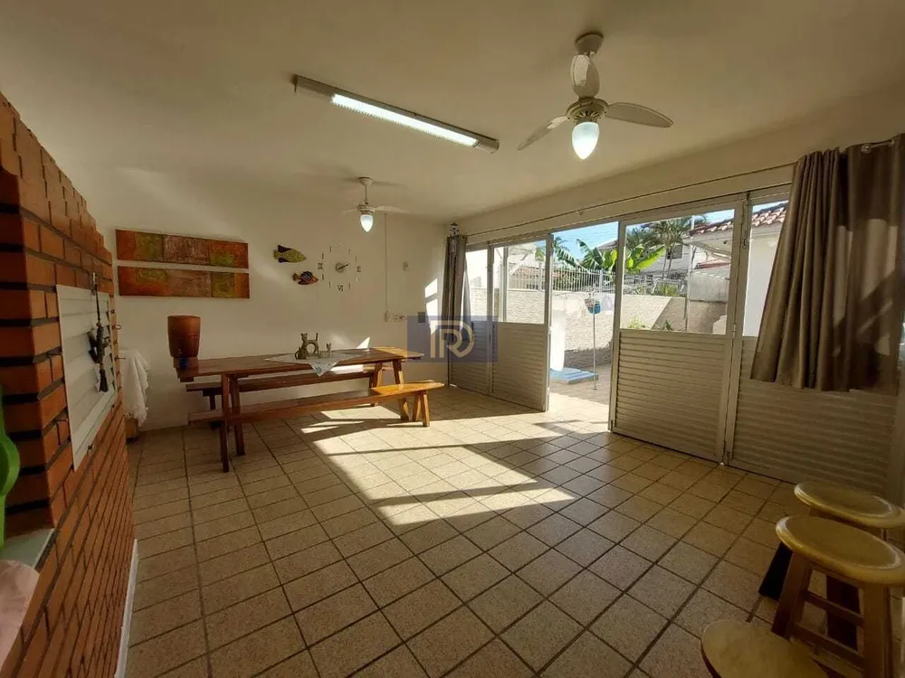 Casa, 3 quartos, 211 m² - Foto 10