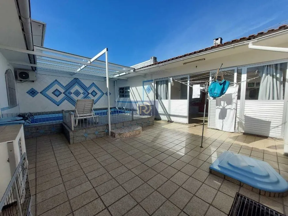 Casa, 3 quartos, 211 m² - Foto 13