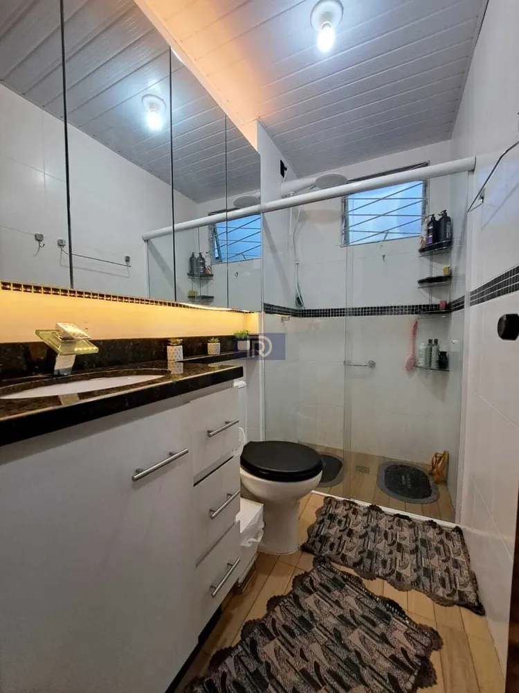 Casa, 3 quartos, 211 m² - Foto 3