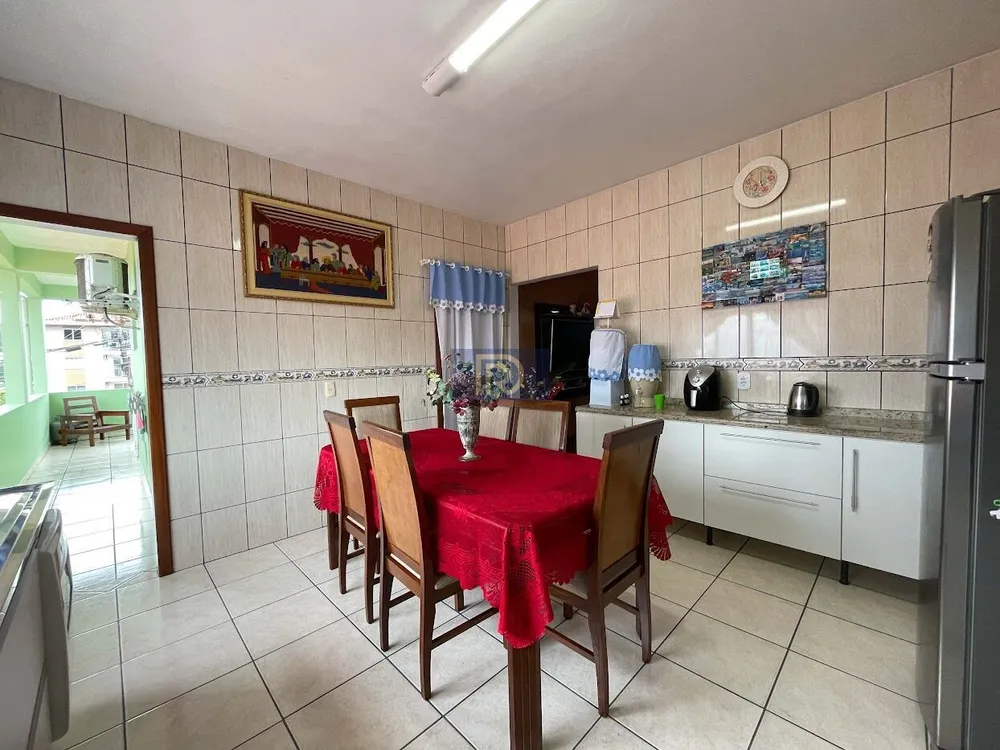 Casa, 8 quartos, 396 m² - Foto 6