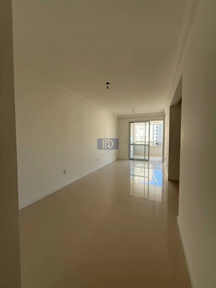 Apartamento, 3 quartos, 108 m² - Foto 2
