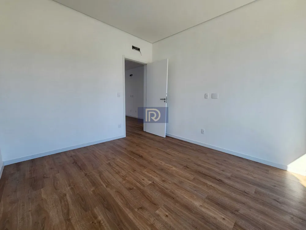 Casa, 3 quartos, 216 m² - Foto 8