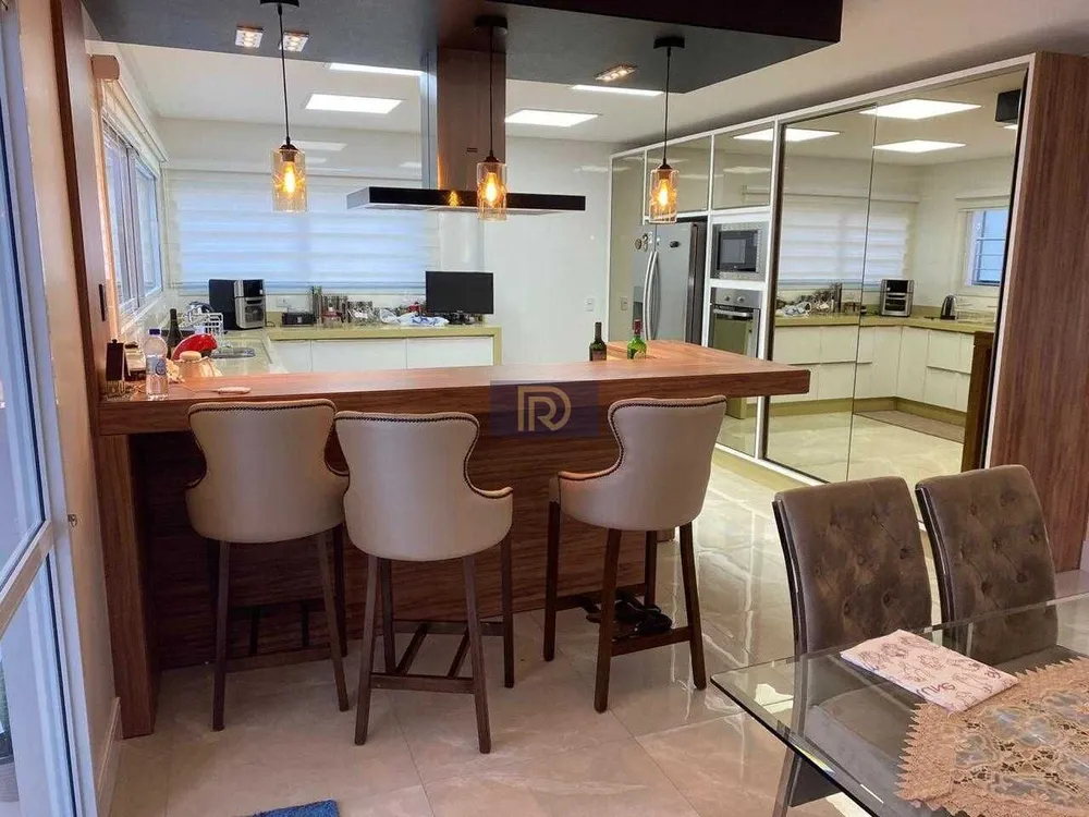 Casa, 3 quartos, 420 m² - Foto 2