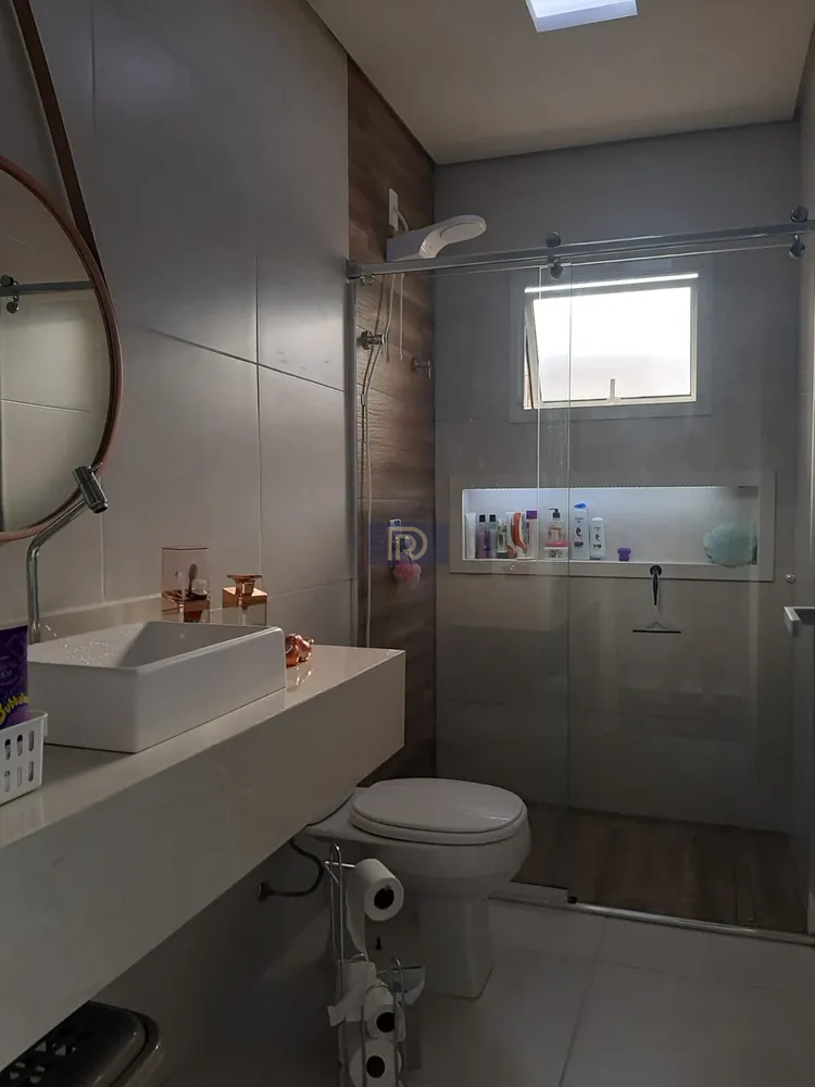 Casa, 3 quartos, 187 m² - Foto 2
