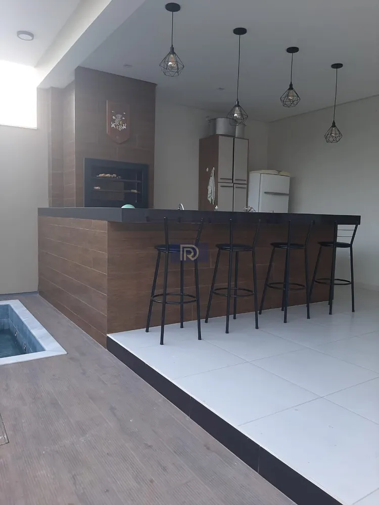 Casa, 3 quartos, 187 m² - Foto 1